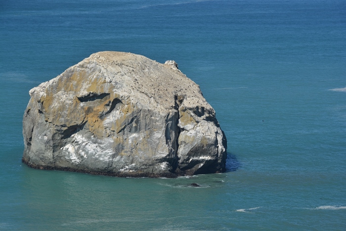offshore rock from Klamath Beach Road